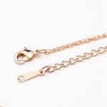 Náhrdelník s ažúrom, prívesok v tvare páva, český krištáľ, viacfarebný