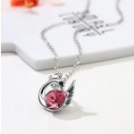Náhrdelník s príveskom labuť, zdobený kryštálmi Swarovski, ružová