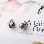 Súprava perlového náhrdelníka a náušníc zdobená kryštálmi Swarovski, čierna