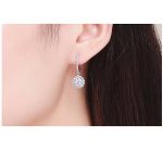 Ezüst fülbevaló, virág