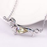 Náhrdelník s príveskom psíka zdobený kryštálmi Swarovski, GSHA