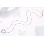 Strieborný náhrdelník s kvetinovým venčekom