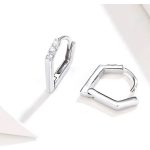Strieborné náušnice modernej línie so zirkónovým kryštálom v striebornej farbe