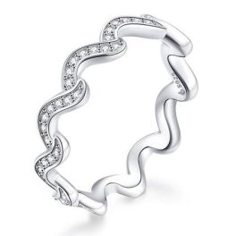   Strieborný prsteň vlnitý, so zirkónovým kryštálom, veľkosť 6