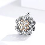 Strieborný prívesok s motívom ďateliny