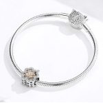 Strieborný prívesok s motívom ďateliny