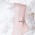 Strieborný nánožník s kolieskami