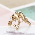 Prsteň delfín, biely, zdobený kryštálom Swarovski, 8