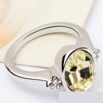 Okrúhly kamienkový prsteň, žltobiely, zdobený kryštálom Swarovski, 8