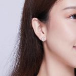 Strieborné náušničky, mačička