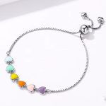 Ezüst karkötő színes szívekkel