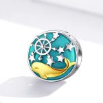 Strieborné kúzlo s veľrybou