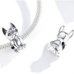 Strieborné kúzlo, buldog