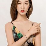 Strieborný náramok s modrými srdiečkami