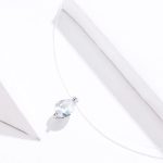 Strieborný náhrdelník s priesvitným príveskom