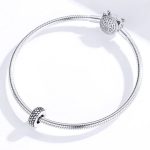 Strieborné kúzlo, perleťový vzor hada