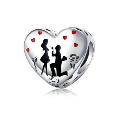 Strieborný kúzlo v tvare srdca, návrh dievčaťa