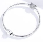 Strieborné kúzlo, stolička