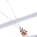 Strieborný náhrdelník s príveskom ruže, ružové zlato