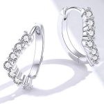 Strieborné náušnice v tvare V