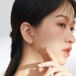 Strieborné náušnice v tvare V