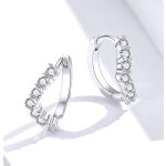 Strieborné náušnice v tvare V