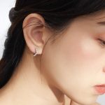 Strieborné náušnice v tvare V