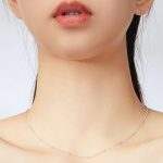 Strieborný náhrdelník s guličkami