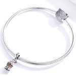 Strieborný kúzlo mlynčeka na kávu