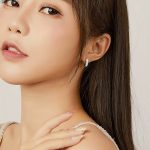 Ezüst fülbevaló, opál