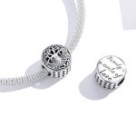 Strieborné perlové kúzlo so stromom života