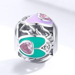 Strieborné kúzlo s farebnými srdiečkami