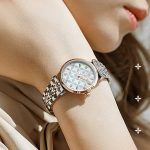 Dámske náramkové hodinky, s kovovým remienkom, strieborno-ružovo-zlaté