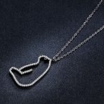 Strieborný náhrdelník s ľadovým medveďom