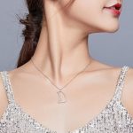 Strieborný náhrdelník s ľadovým medveďom