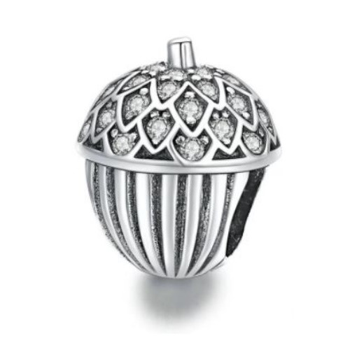 Strieborné kúzlo, žaluď