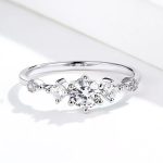 Strieborný zásnubný prsteň, veľkosť 7