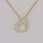 Prívesok v tvare srdca zo 14K zlata s kryštálmi