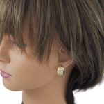 Náušnice zo 14k zlata ohýbaná platnička s krížovými prúžkami