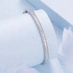 Ezüst karperec kristályokkal, 19 cm