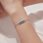 Ezüst karkötő türkizzel