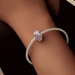 Ezüst charm, gyöngy masnival