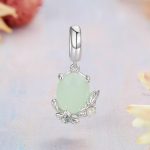 Ezüstcharm vintage stílusban