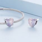 Ezüst charm, nyíllal átlőtt szív