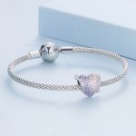 Ezüst charm, nyíllal átlőtt szív