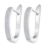 Ezüst karikafülbevaló csillogó kristályokkal