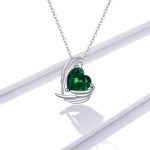 Ezüst női nyaklánc szívmedállal, zöld