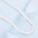 Ezüst női nyaklánc gyöngyökkel