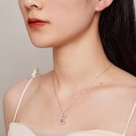 Ezüst női nyaklánc nyuszival