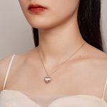 Ezüst női nyaklánc nyitható szívmedállal